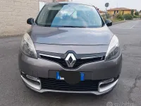 Usata Renault Scénic 110 CV (80 kW) 2014 Grigio Monovolume