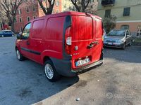 Usata Fiat Doblò 2007 Rosso Monovolume