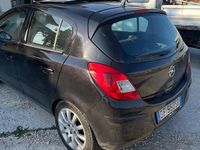 Usata Opel Corsa 90 CV (66 kW) 2007 Nero Utilitaria