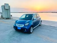 Usata Smart ForFour 71 CV (52 kW) 2020 Utilitaria