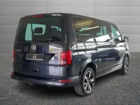 Usata VW Caravelle Comfortline 204 CV (150 kW) 2023 Blu Furgone