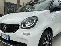 Usata Smart ForFour Passion 71 CV (52 kW) 2017 Bianco Utilitaria