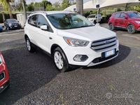 Usata Ford Kuga Titanium 120 CV (88 kW) 2017 Bianco SUV