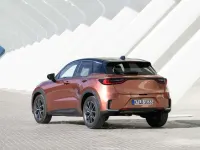 Usata Lexus LBX 136 CV (100 kW) 2024 Argento SUV
