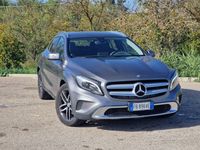 Usata Mercedes GLA180 109 CV (80 kW) 2015 Grigio SUV