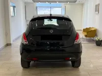 Usata Lancia Ypsilon S 69 CV (50 kW) 2024 Nero Utilitaria