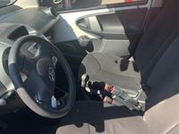 Usata Toyota Aygo 68 CV (50 kW) 2012 Bianco Utilitaria