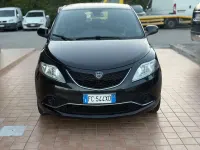Usata Lancia Ypsilon Silver 95 CV (69 kW) 2016 Nero Utilitaria