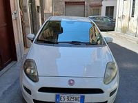 Usata Fiat Punto 75 CV (55 kW) 2013 Bianco Utilitaria