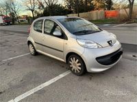 usata Peugeot 107 automatica km 65000