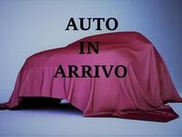 Usata Mercedes GLB200 150 CV (110 kW) 2021 Argento SUV