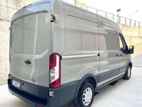 Occasion Ford Transit Trend 131 ch (96 kW) 2018 Gris Van