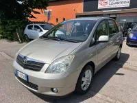 Usata Toyota Corolla Verso 110 CV (80 kW) 2003 Bronzo Monovolume