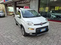 Usata Fiat Panda 4x4 S 95 CV (69 kW) 2016 Bianco santorini Utilitaria