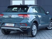Usata VW T-Roc Style 116 CV (85 kW) 2025 Grigio SUV