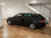 Usata Skoda Octavia G-TEC 131 CV (96 kW) 2019 Nero Station wagon