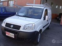 Usata Fiat Doblò 85 CV (62 kW) 2006 Bianco Monovolume