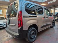 Nuova Fiat Doblò 130 CV (95 kW) 2025 Blu Monovolume