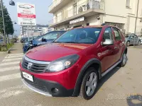 Brugt Dacia Sandero Stepway 85 HK (62 kW) 2011 Rød Sedan