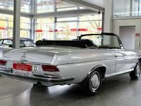 Usata Mercedes 300 SE 160 CV (117 kW) 1964 Argento Cabrio