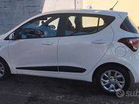 Usata Hyundai i10 83 CV (61 kW) 2017 Bianco Utilitaria