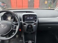 Usata Toyota Aygo X-clusiv 72 CV (52 kW) 2020 Bianco Utilitaria