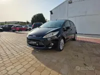 Usata Ford Fiesta 82 CV (60 kW) 2009 Nero Utilitaria