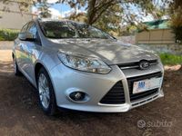 Begagnad Ford Focus Titanium 115 HK (84 kW) 2014 Grå Sedan