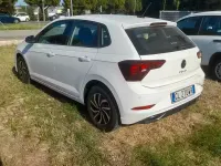 Usata VW Polo Life 95 CV (69 kW) 2023 Bianco Utilitaria