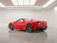 Usata Ferrari 488 670 CV (492 kW) 2018 Rosso corsa Cabrio