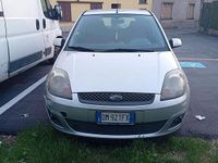 Usata Ford Fiesta 2009 Grigio Utilitaria