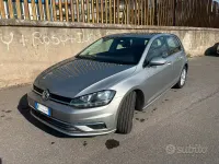 Usata VW Golf VII 110 CV (80 kW) 2018 Grigio Utilitaria
