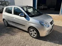 Usata Kia Picanto 62 CV (45 kW) 2009 Grigio Utilitaria
