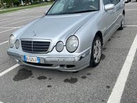 Usata Mercedes E320 2001 Grigio Berlina