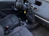 Usata Renault Clio II 75 CV (55 kW) 2010 Grigio Utilitaria