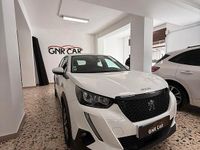 Usata Peugeot 2008 Active 110 CV (80 kW) 2021 Bianco SUV