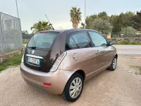 Usata Lancia Ypsilon 75 CV (55 kW) 2007 Oro Utilitaria