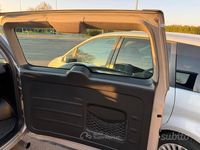 Usata Toyota RAV4 116 CV (85 kW) 2002 Grigio SUV