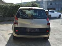 Usata Renault Scénic II 105 CV (77 kW) 2006 Bronzo Monovolume