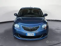 Usata Lancia Ypsilon 70 CV (51 kW) 2024 Blu/azzurro Utilitaria