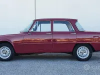 Usata Alfa Romeo Giulia Super 88 CV (64 kW) 1970 Utilitaria