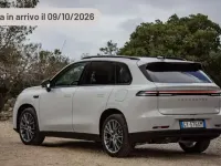 Nuova Leapmotor C10 215 CV (158 kW) 2026 Argento SUV
