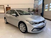 Usata VW Golf VIII Life 116 CV (85 kW) 2021 Grigio Berlina
