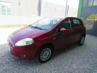 Usata Fiat Grande Punto Dynamic 77 CV (56 kW) 2009 Rosso Utilitaria