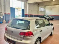 Usado VW Golf VI Comfortline 102 CV (75 kW) 2010 Gris Utilitario