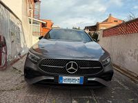 Usata Mercedes A200 AMG line 150 CV (110 kW) 2025 Grigio Berlina