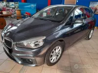 Usata BMW 218 Advantage 150 CV (110 kW) 2016 Grigio Station wagon