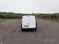 Usata Renault Kangoo 75 CV (55 kW) 2015 Bianco Monovolume