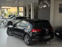 Second-hand VW Golf VII R-line 110 CP (80 kW) 2017 Negru Berlinǎ