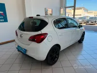 Usata Opel Corsa 90 CV (66 kW) 2017 Bianco Utilitaria